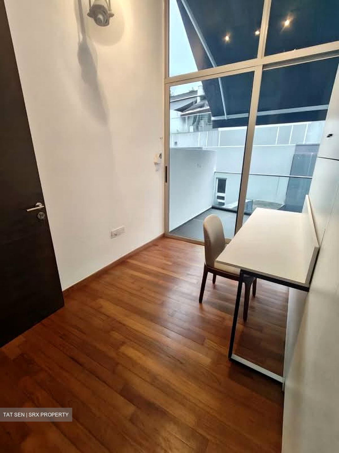 Oxley Edge (D9), Apartment #550957381